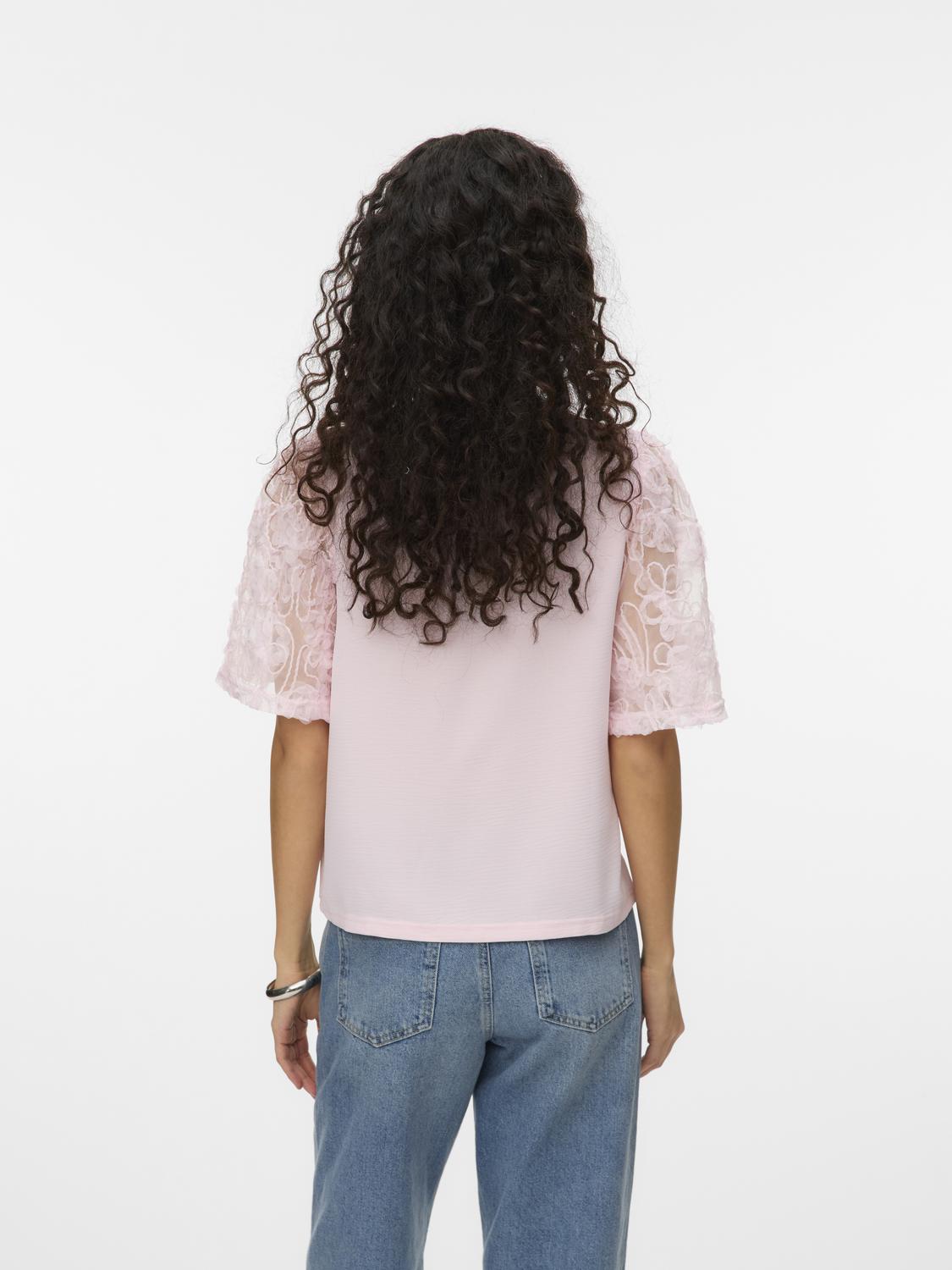 model_shot-back