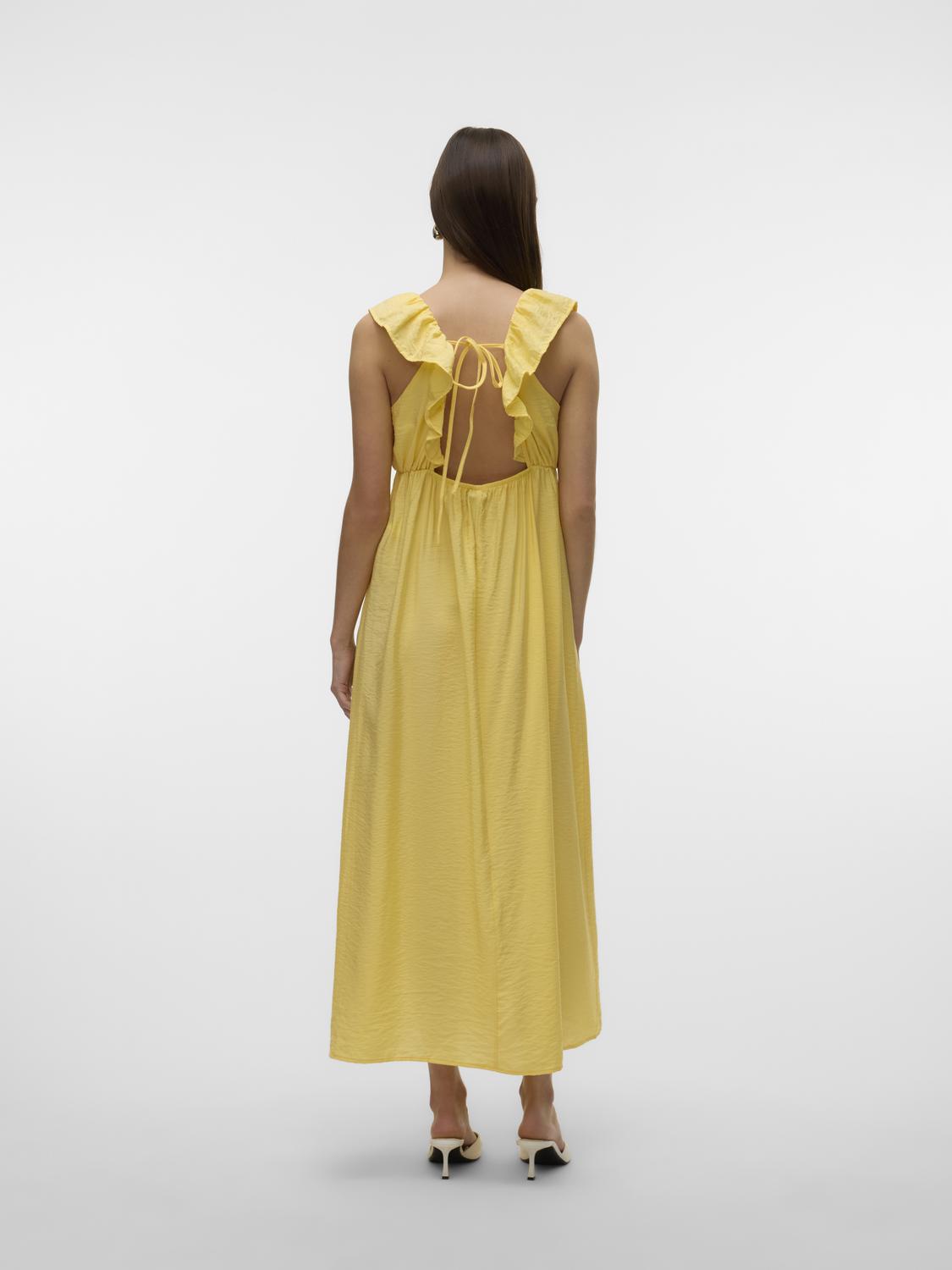 model_shot-back