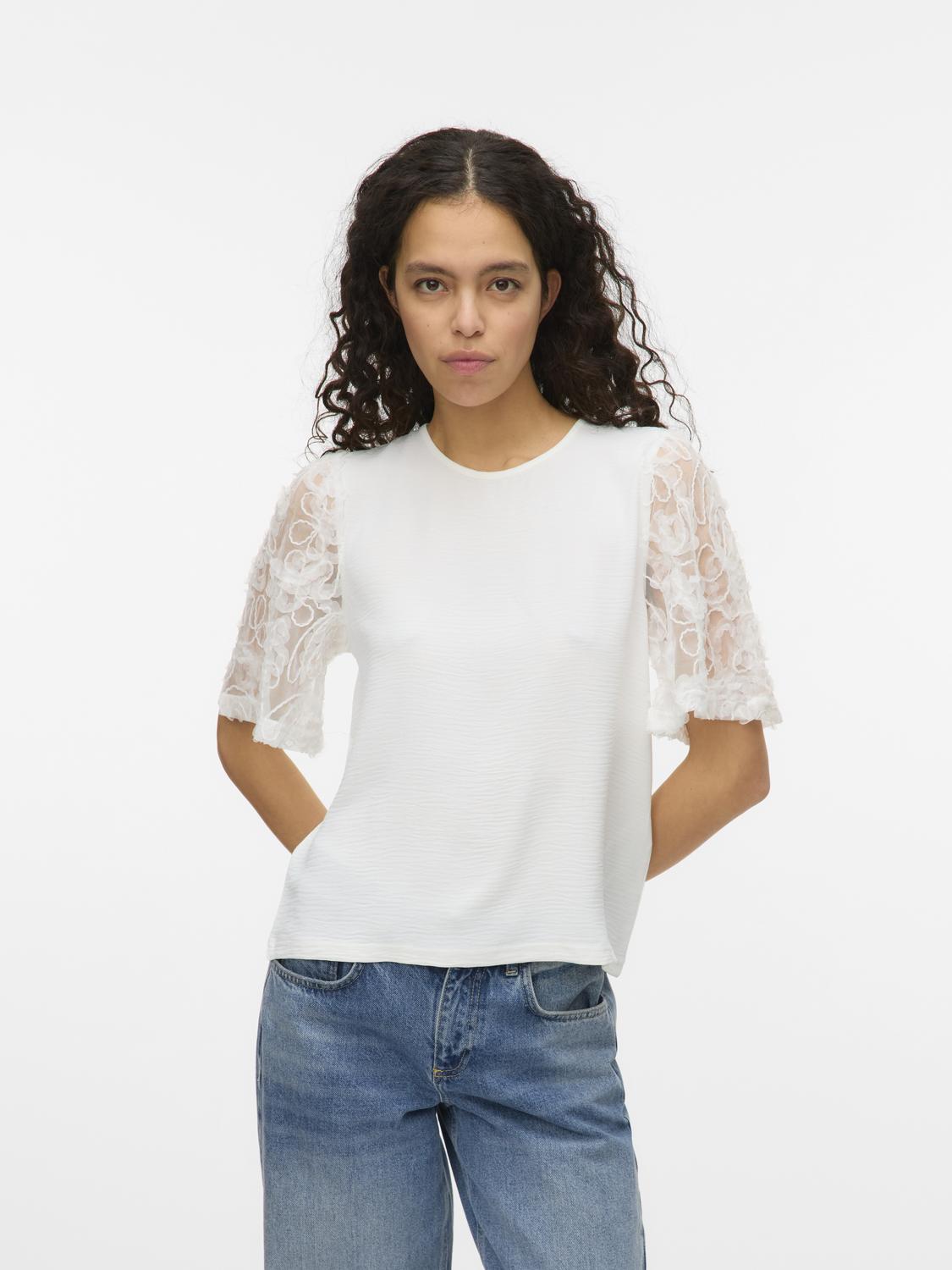 model_shot-front