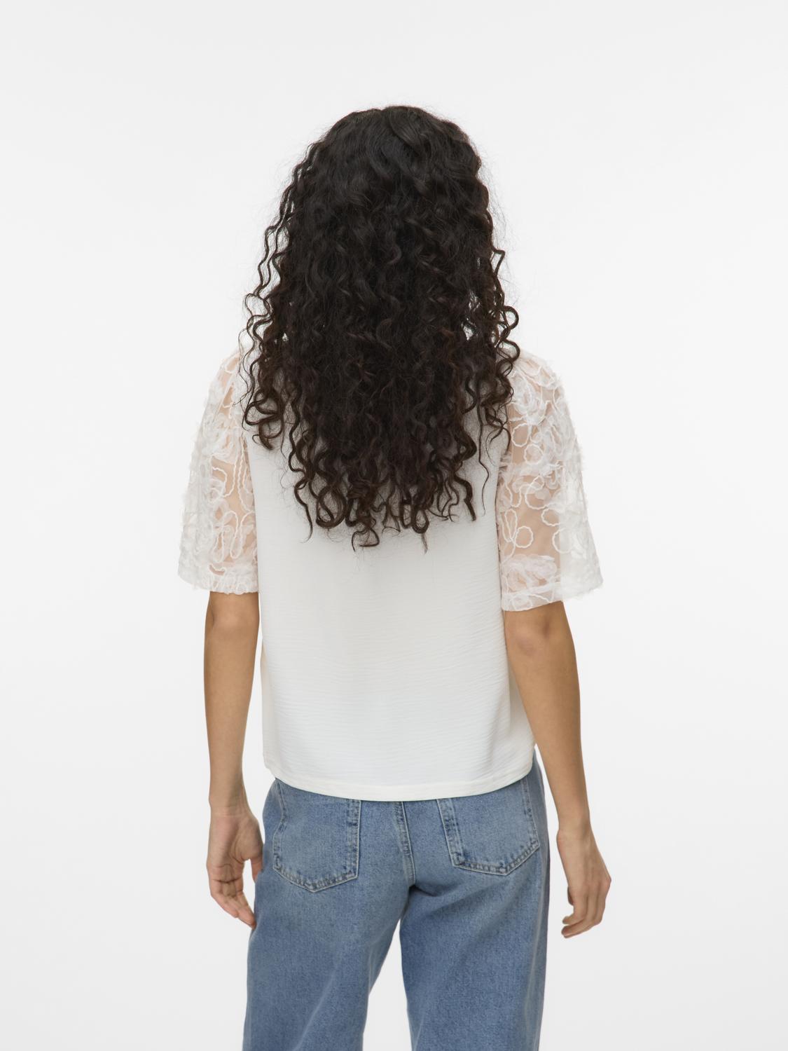 model_shot-back